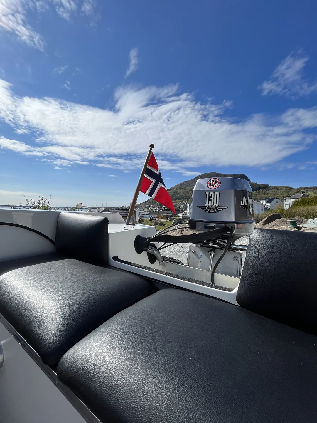 Seating and cockpit aboard Trifoil 100GT